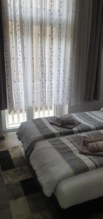 Ferhadija A&E Apartment 塞拉耶佛 外观 照片