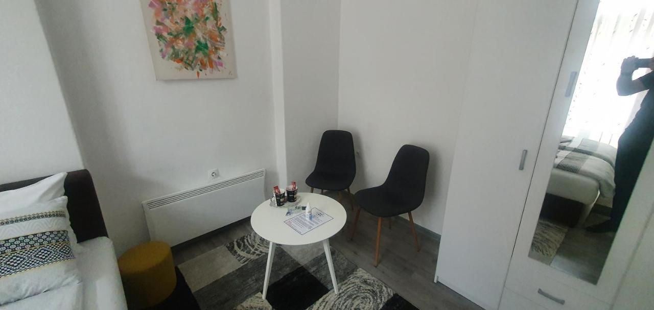 Ferhadija A&E Apartment 塞拉耶佛 外观 照片